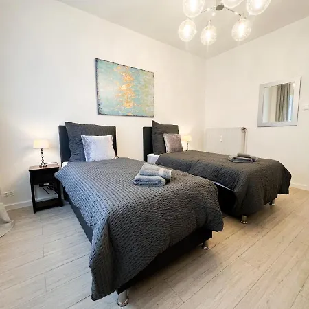 Apartment Düsseldorf City 4* Düsseldorf
