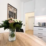 Apartment Duesseldorf City